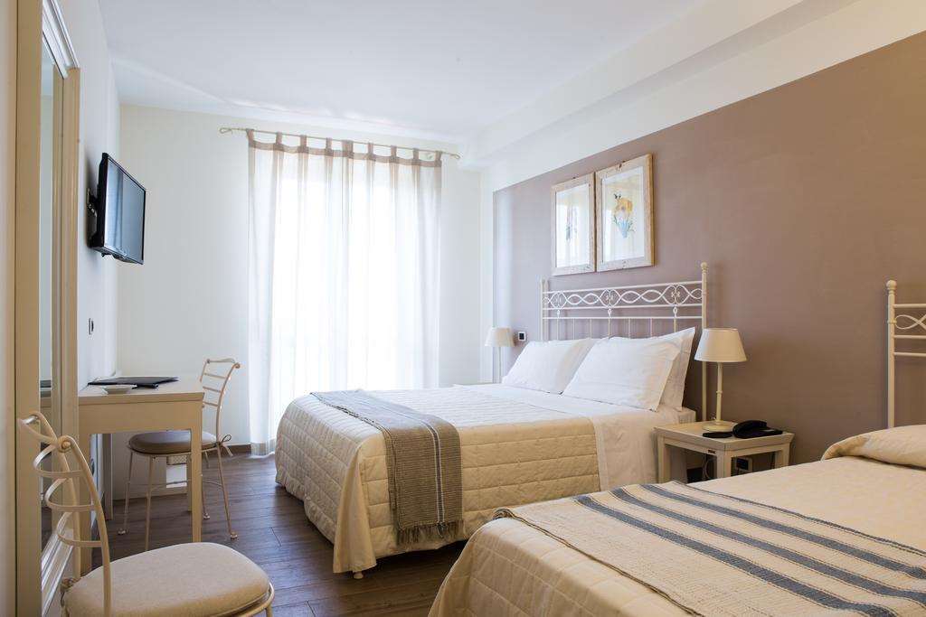 Hotel Giardino Suites And Spa - Numana Room photo
