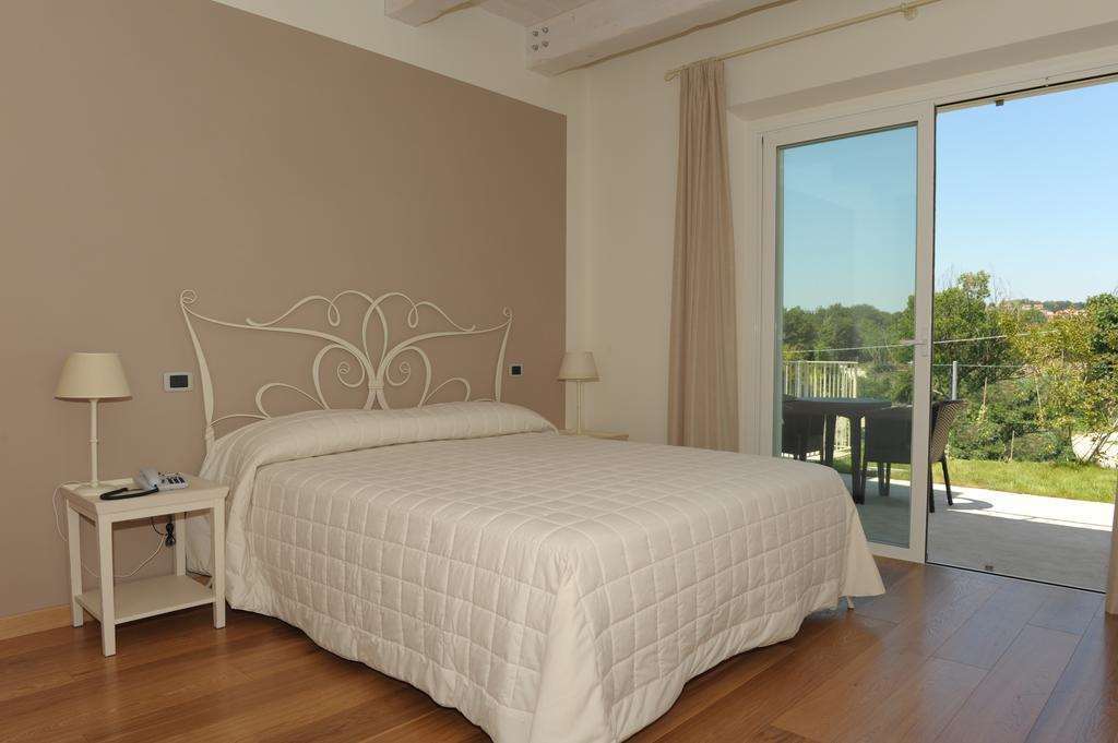 Hotel Giardino Suites And Spa - Numana Room photo
